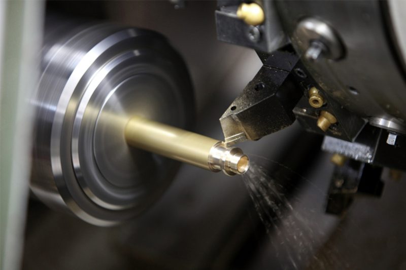 Máy tiện cnc